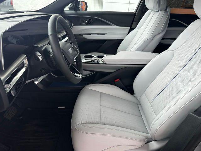 2024 Cadillac iQ Luxury w/1SC