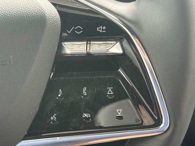 2024 Cadillac iQ Luxury w/1SC