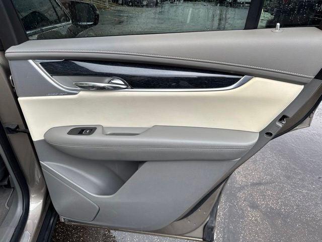 2023 Cadillac XT6 AWD Premium Luxury