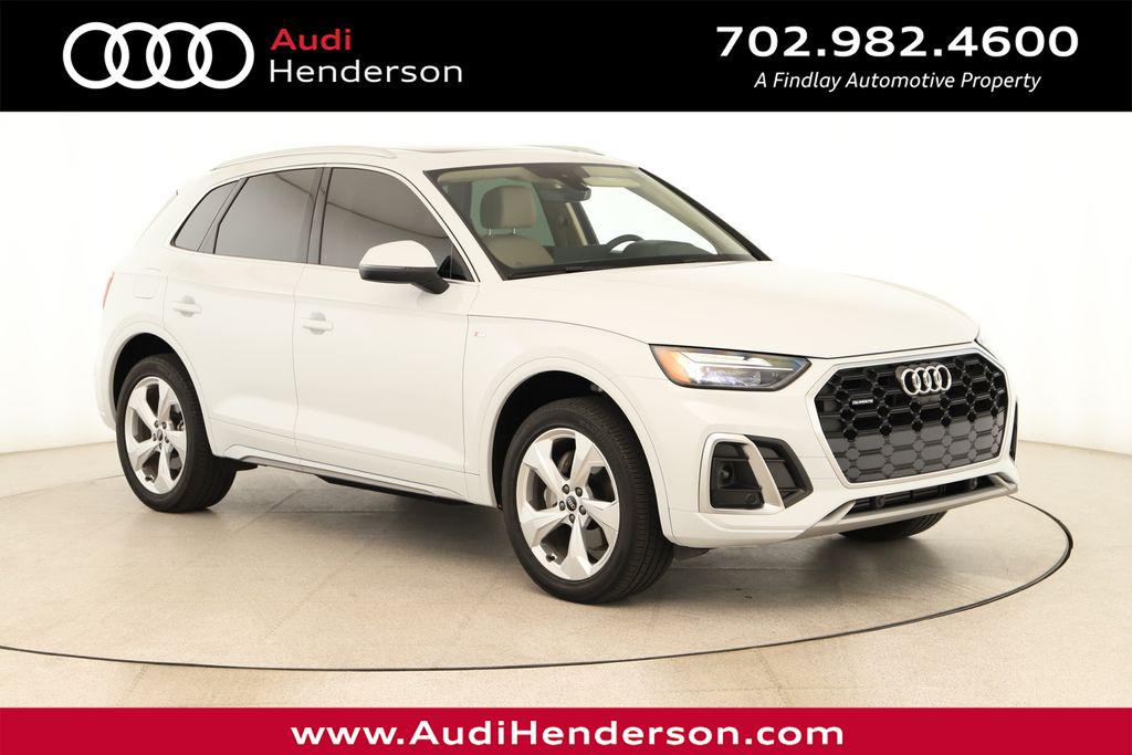 2023 Audi Q5 45 Premium Plus's photo