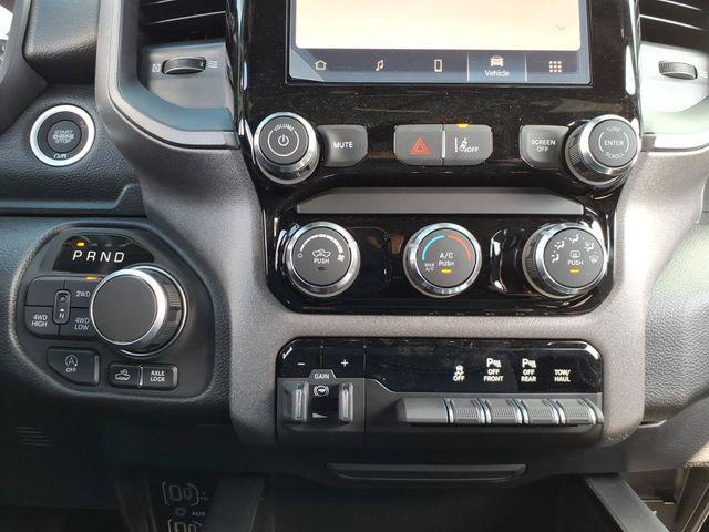 2026 Ram 1500 Warlock Crew Cab 4x4 5'7" Box
