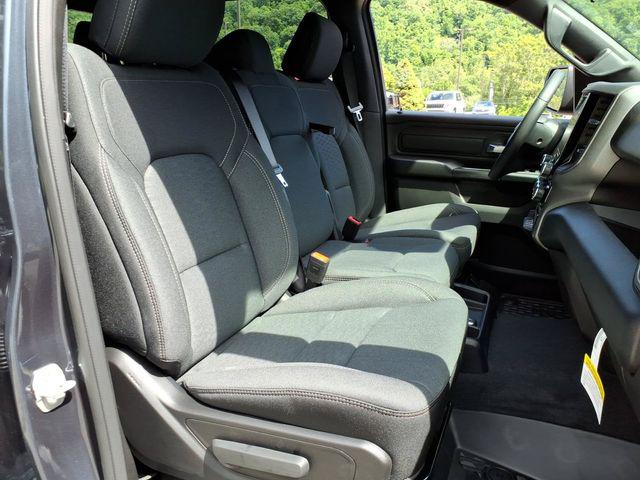 2026 Ram 1500 Warlock Crew Cab 4x4 5'7" Box