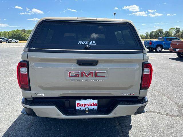 2024 GMC Canyon 4WD AT4