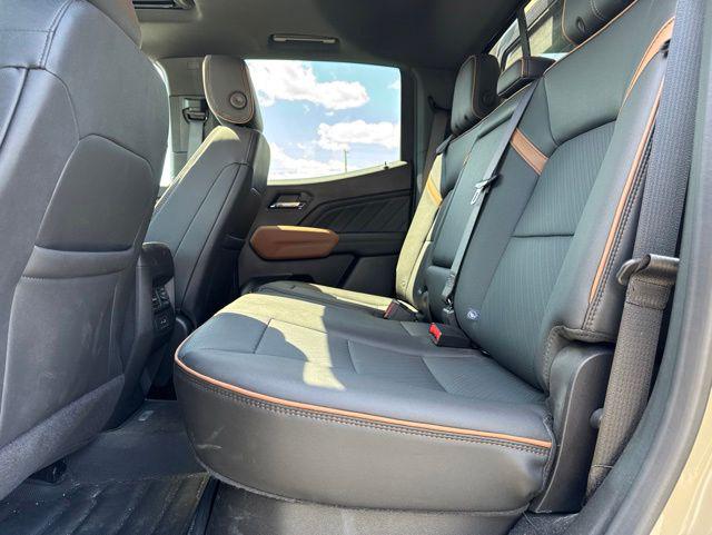 2024 GMC Canyon 4WD AT4