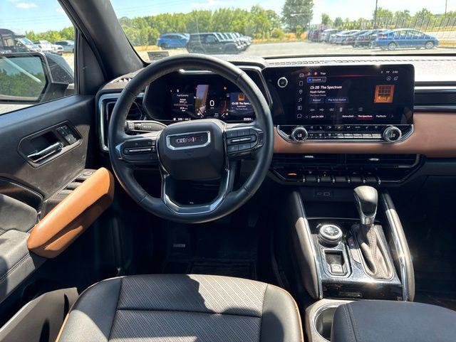 2024 GMC Canyon 4WD AT4