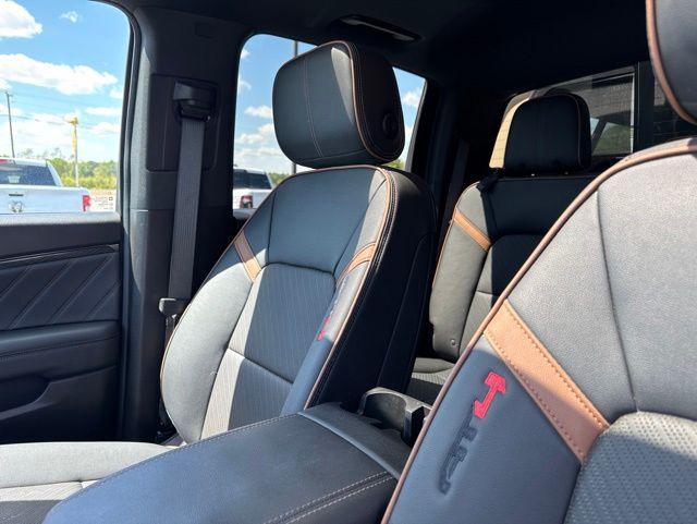 2024 GMC Canyon 4WD AT4