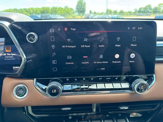 2024 GMC Canyon 4WD AT4