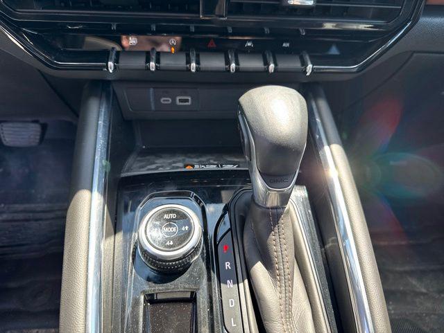 2024 GMC Canyon 4WD AT4