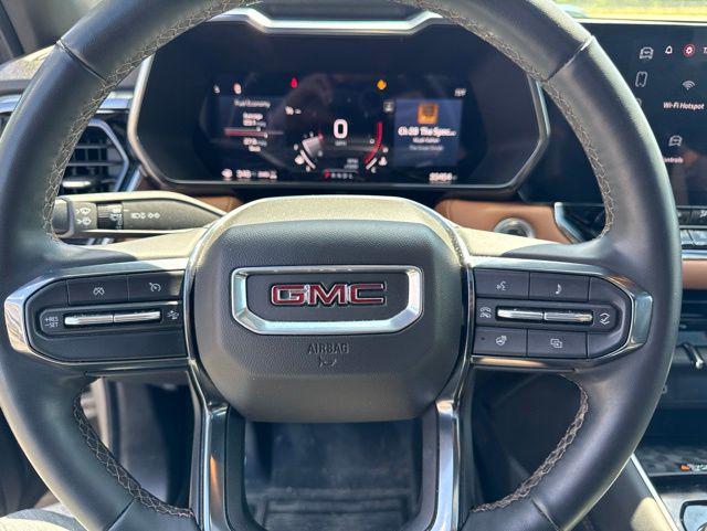 2024 GMC Canyon 4WD AT4