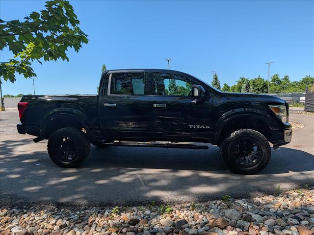 2021 Nissan Titan Crew Cab SV 4x4