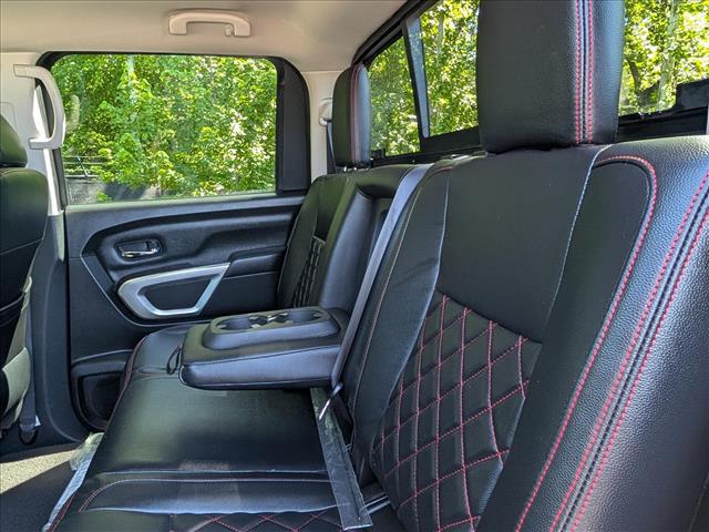 2021 Nissan Titan Crew Cab SV 4x4