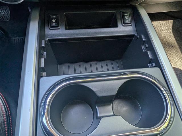 2021 Nissan Titan Crew Cab SV 4x4