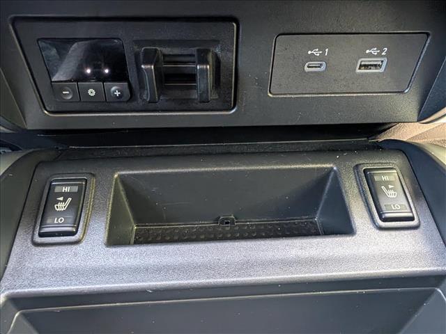 2021 Nissan Titan Crew Cab SV 4x4