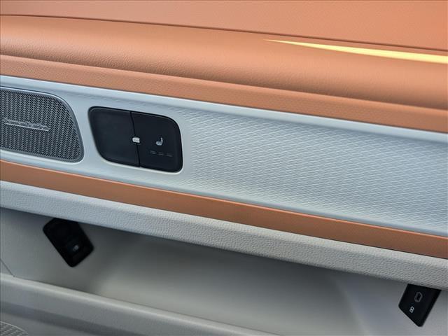 2025 Volkswagen ID. Buzz Pro S Plus with 4MOTION