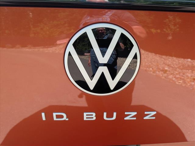2025 Volkswagen ID. Buzz Pro S Plus with 4MOTION