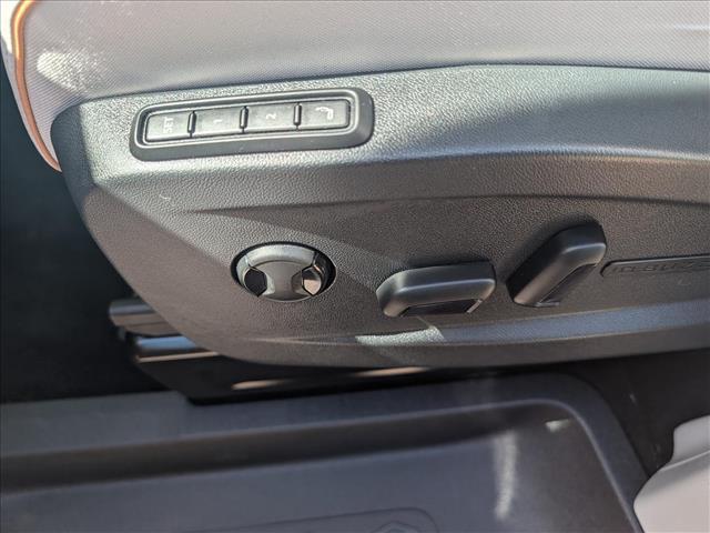 2025 Volkswagen ID. Buzz Pro S Plus with 4MOTION