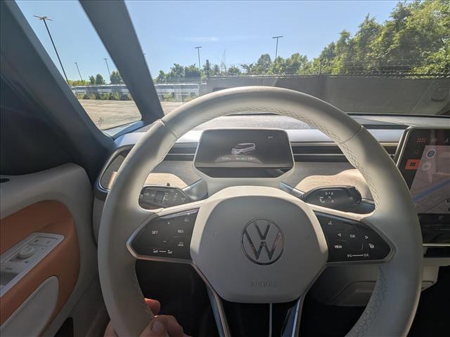 2025 Volkswagen ID. Buzz Pro S Plus with 4MOTION