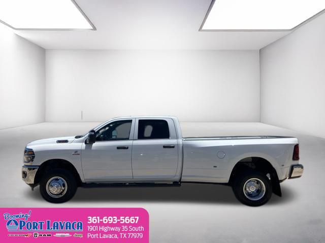 2026 Ram 3500 Tradesman Crew Cab 4x4 8' Box