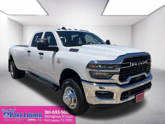 2026 Ram 3500 Tradesman Crew Cab 4x4 8' Box
