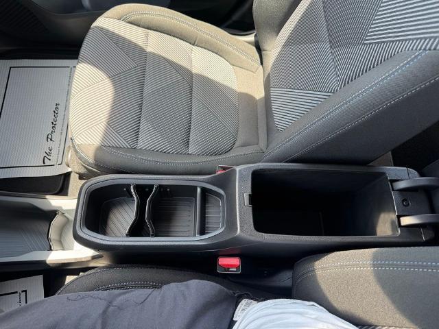 2027 Chevrolet Bolt LT FWD
