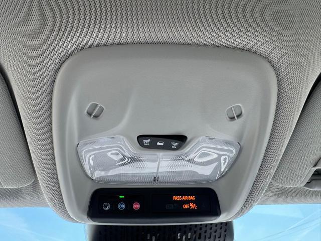 2027 Chevrolet Bolt LT FWD