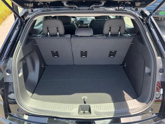 2027 Chevrolet Bolt LT FWD