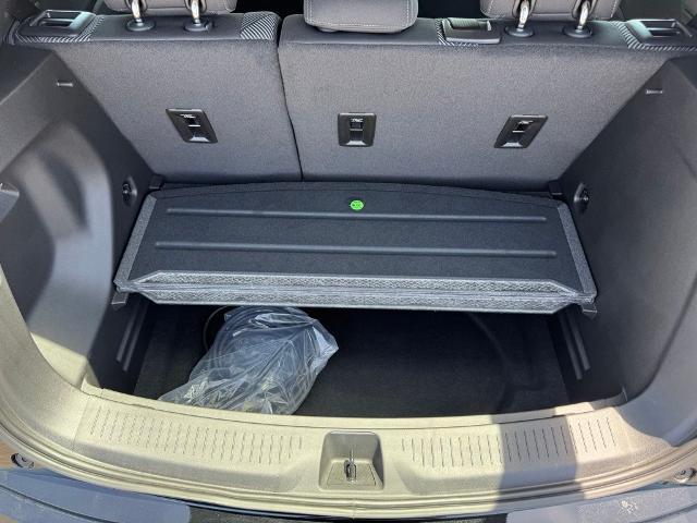 2027 Chevrolet Bolt LT FWD