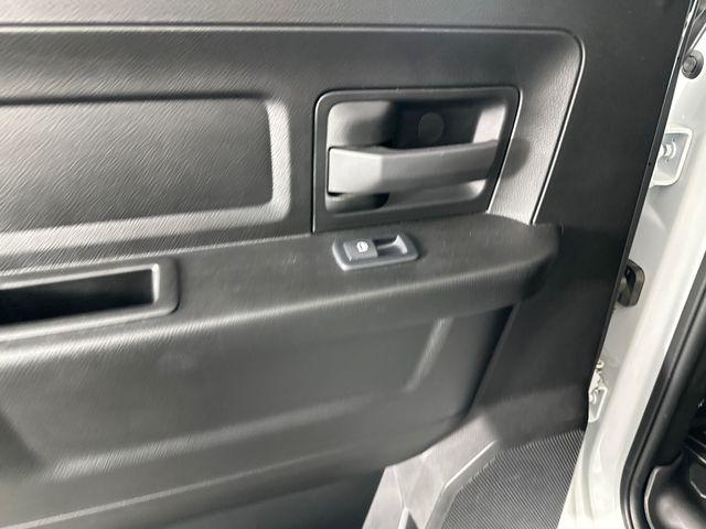 2024 Ram 3500 Tradesman Crew Cab 4x4 8' Box