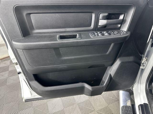 2024 Ram 3500 Tradesman Crew Cab 4x4 8' Box