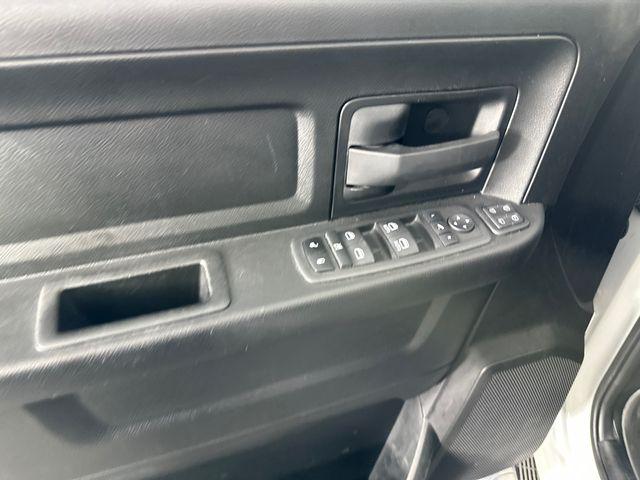 2024 Ram 3500 Tradesman Crew Cab 4x4 8' Box