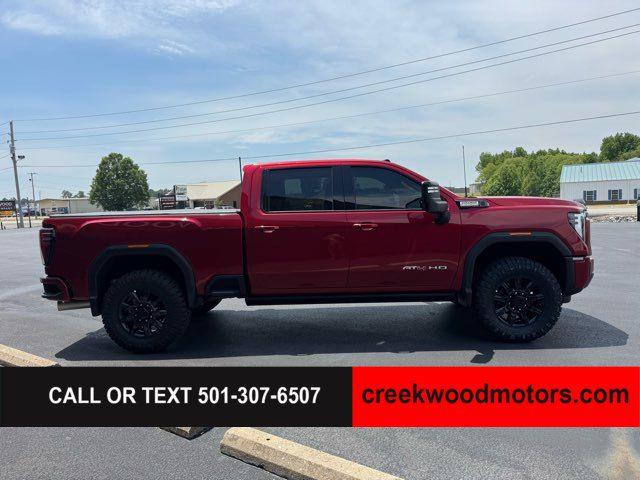2024 GMC Sierra 2500HD 4WD Crew Cab Standard Bed AT4