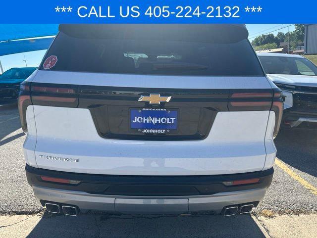 2026 Chevrolet Traverse FWD LT