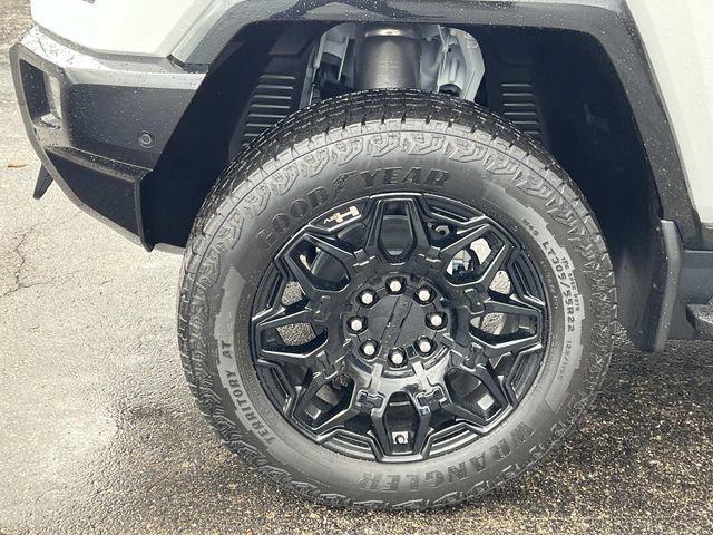 2026 GMC HUMMER EV 2X 4WD