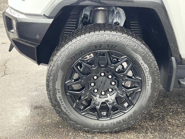 2026 GMC HUMMER EV 2X 4WD