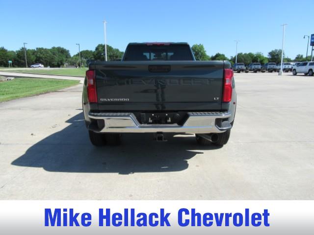 2026 Chevrolet Silverado 3500HD Crew Cab, Long Bed, LT Dual Rear Wheel, RWD