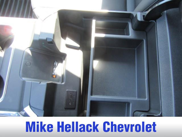 2026 Chevrolet Silverado 3500HD Crew Cab, Long Bed, LT Dual Rear Wheel, RWD