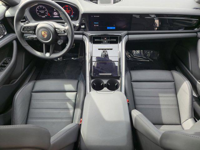 2024 Porsche Panamera 4