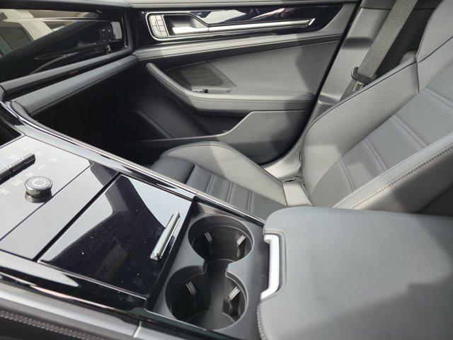 2024 Porsche Panamera 4
