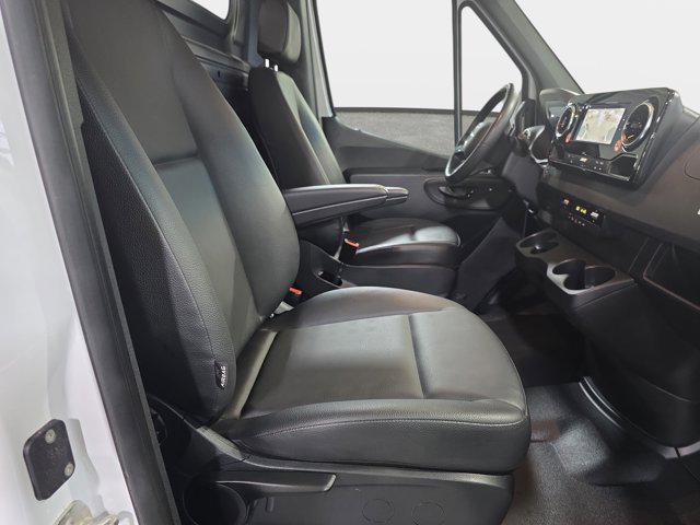 2025 Mercedes-Benz Sprinter 2500 Standard Roof 4-Cyl Diesel