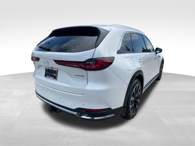 2024 Mazda X-90 Premium Plus
