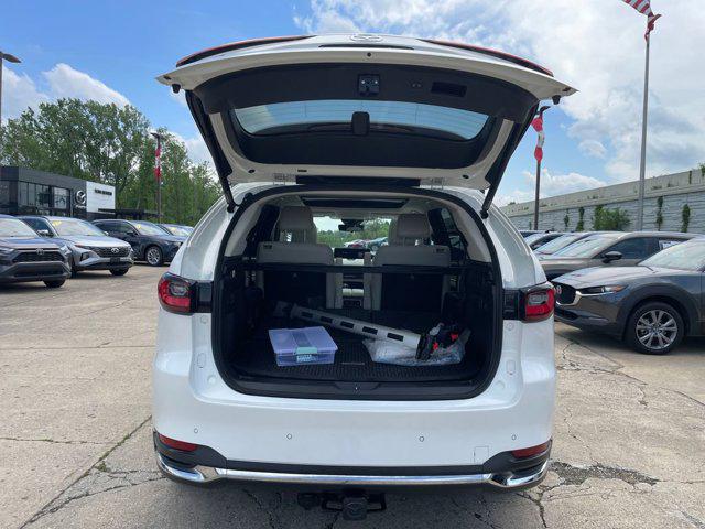 2024 Mazda X-90 Premium Plus