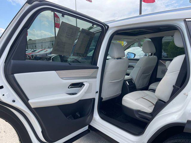 2024 Mazda X-90 Premium Plus