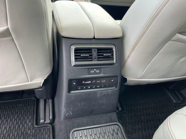 2024 Mazda X-90 Premium Plus