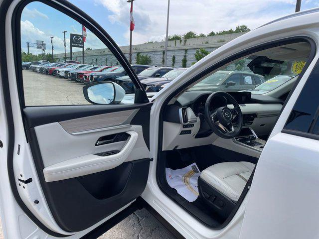 2024 Mazda X-90 Premium Plus