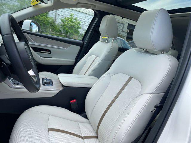 2024 Mazda X-90 Premium Plus