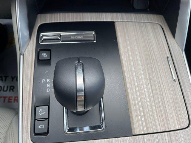 2024 Mazda X-90 Premium Plus