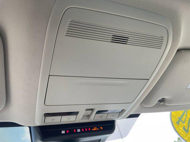 2024 Mazda X-90 Premium Plus