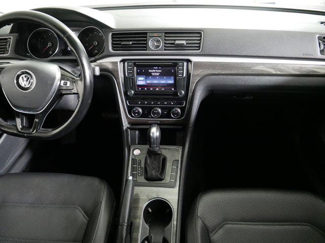 2017 Volkswagen Passat 1.8T SE