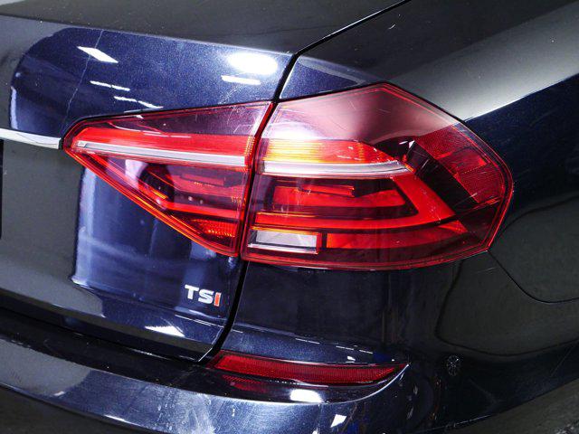2017 Volkswagen Passat 1.8T SE