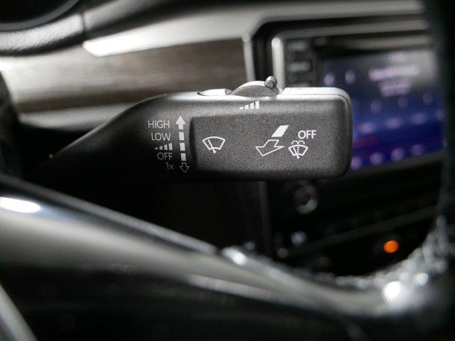2017 Volkswagen Passat 1.8T SE